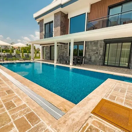 Villa Galaksi Venues 3-3